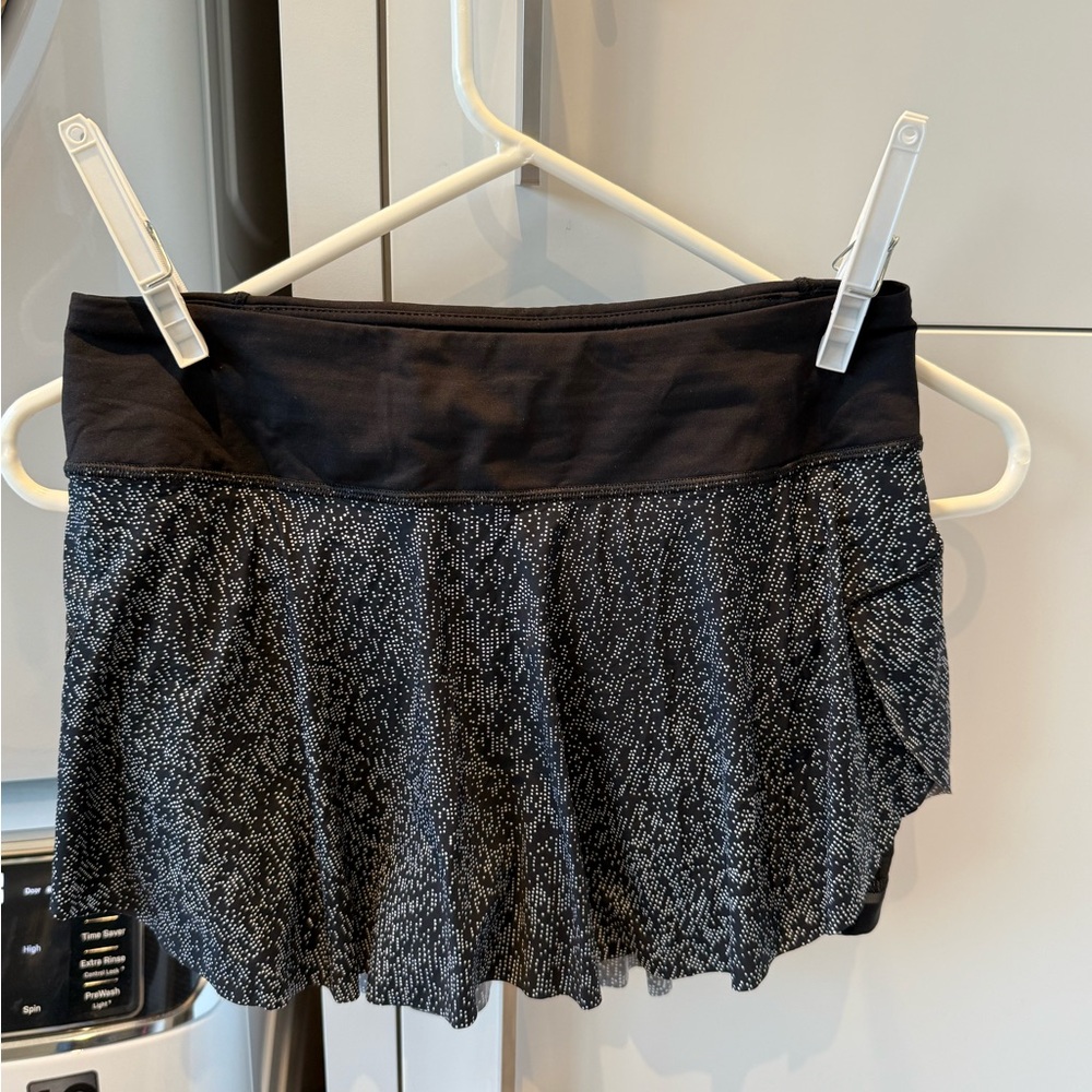 Lululemon Athletica tennis skirt. Worn once.